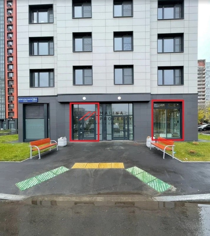 Аренда торгового помещения в новом доме 