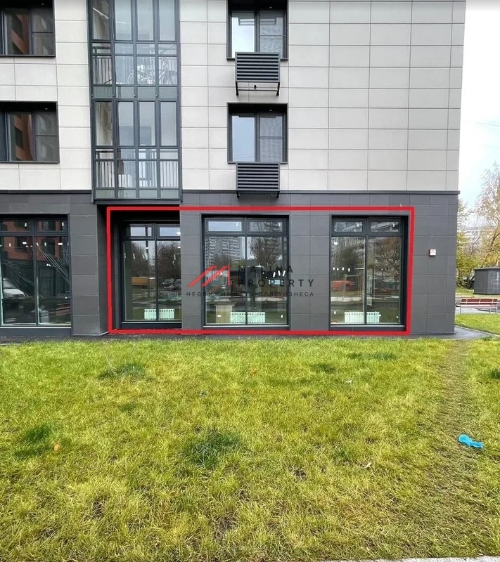 Аренда торгового помещения в новом доме 