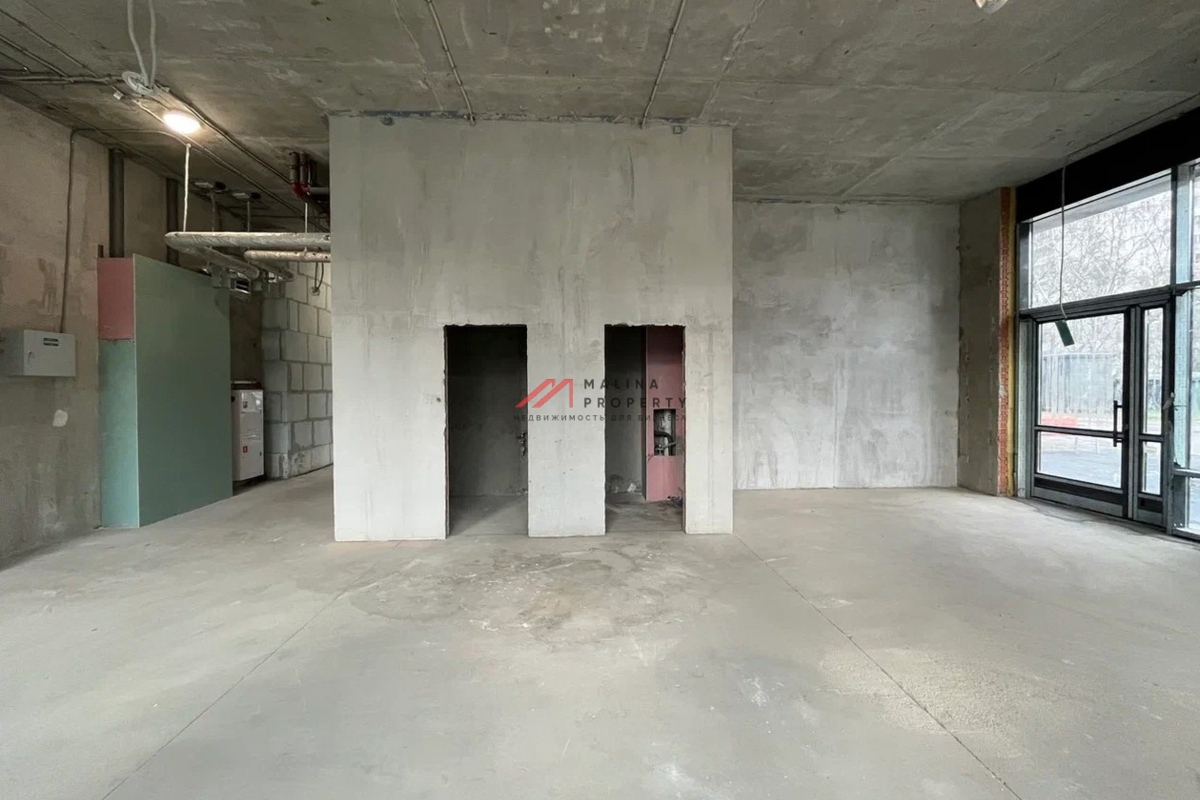 Аренда торгового помещения в новом доме 