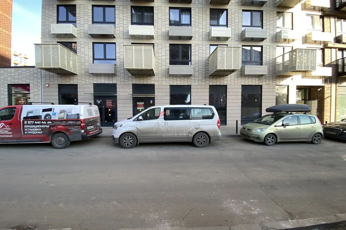 Продажа торгового помещения в ЖК "Саларьево парк