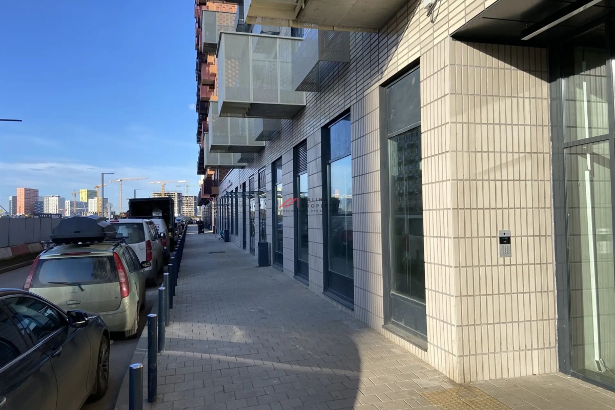 Продажа торгового помещения в ЖК "Саларьево парк