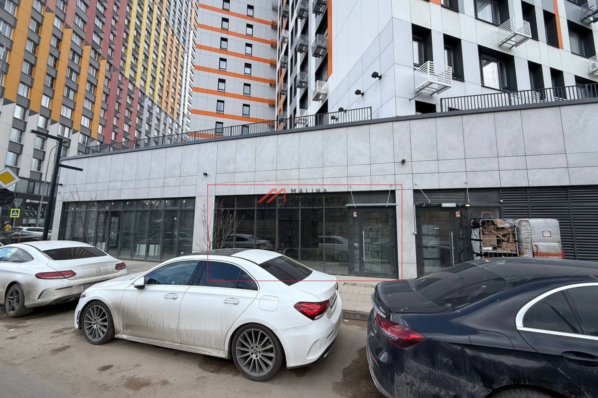 Продажа помещения на въезде в ЖК "Спутник"