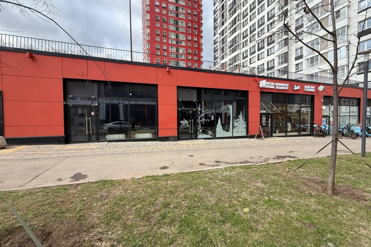Продажа торгового помещения в ЖК "Спутник"