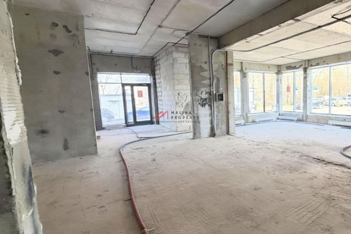 Аренда торгового помещения в  ЖК "Лучи"