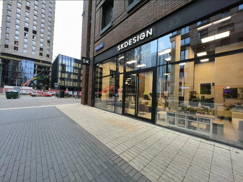 Продажа коммерческого помещения в ЖК Зиларт