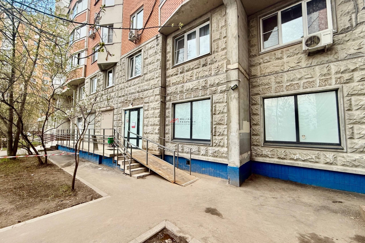 Продажа торгового помещения с арендатором