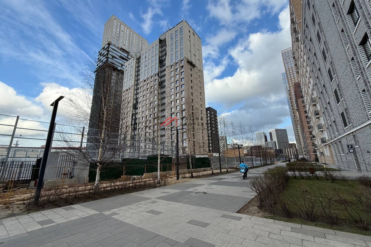 Продажа помещения с аптекой Неофарм в ЖК "Селигер Сити"