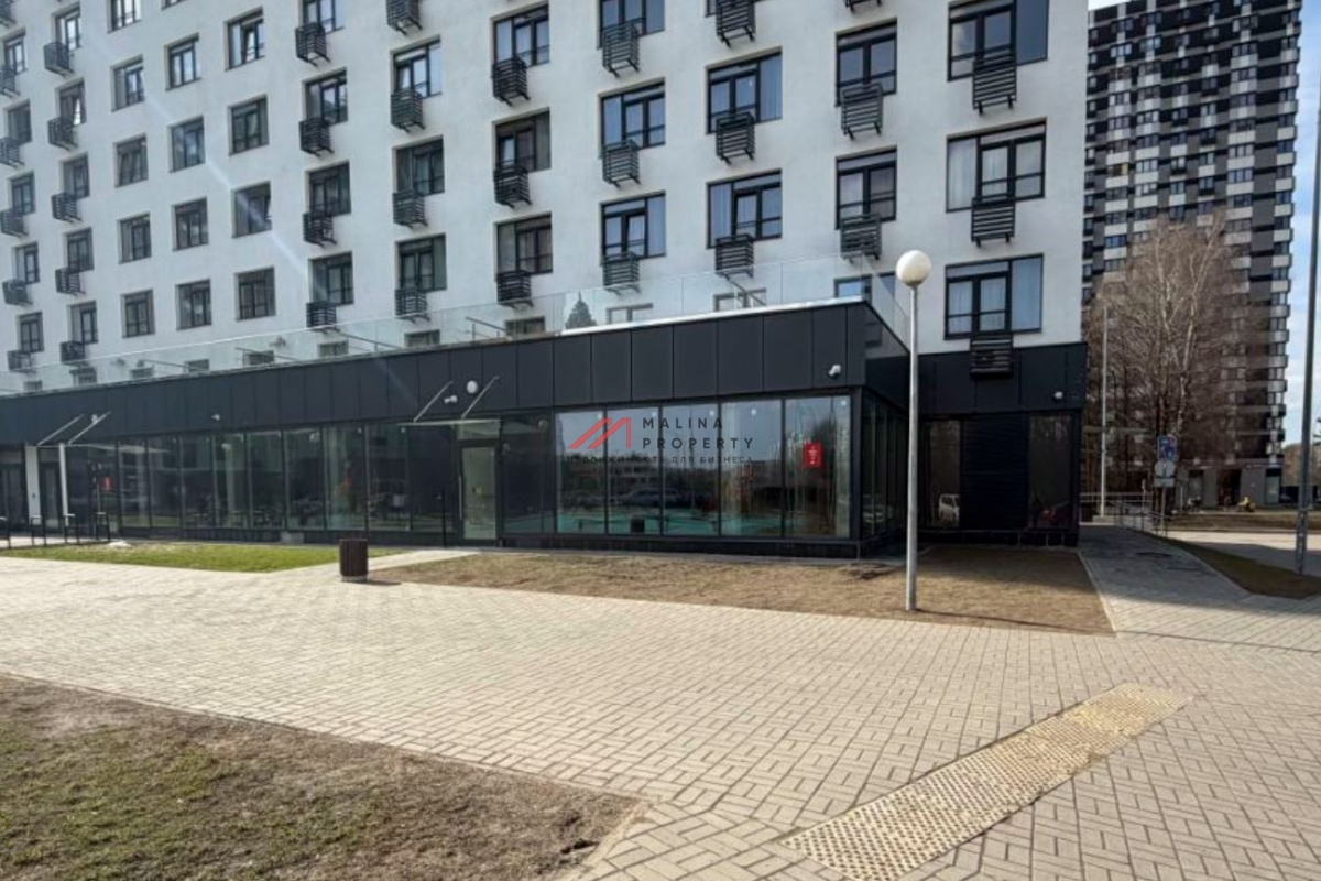 Продажа торгового помещения в  ЖК "Лучи"