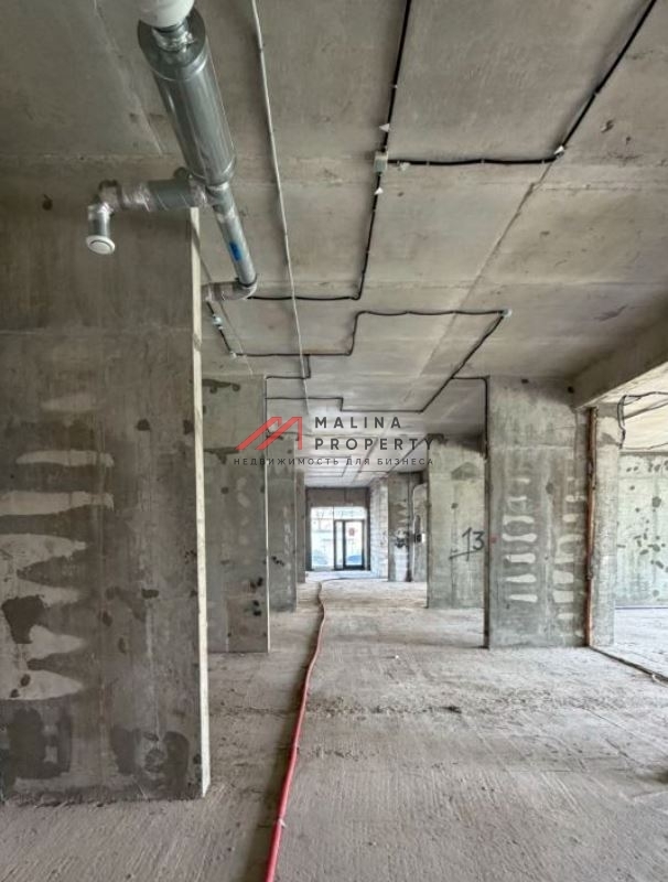 Продажа торгового помещения в  ЖК "Лучи"