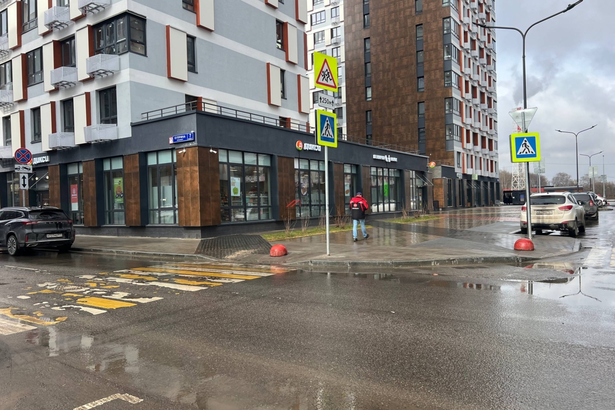 Продажа помещения с "Дикси" в ЖК Бунинские кварталы 