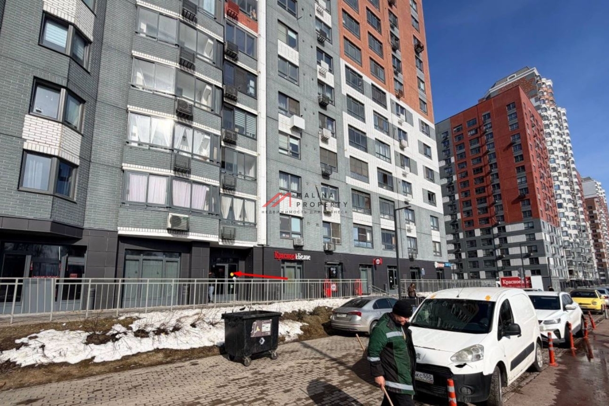 Продажа торгового помещения в ЖК "Южная Битца" 