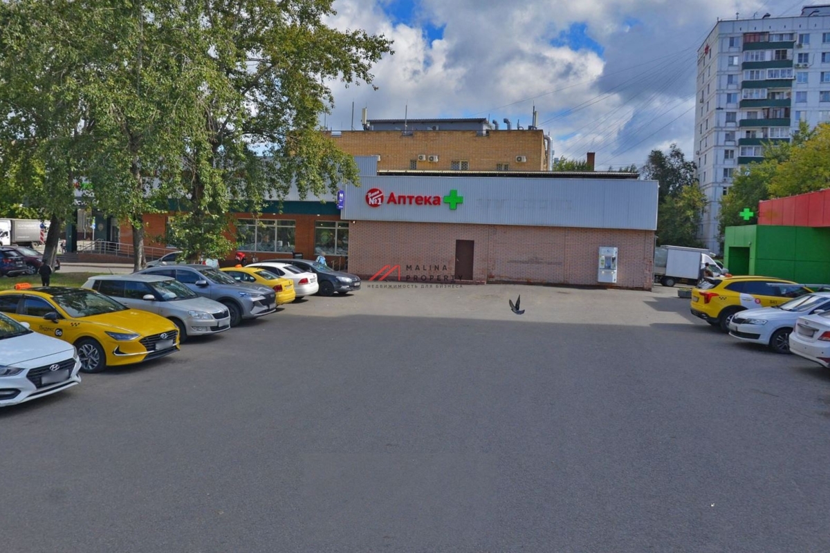 Продажа помещения с арендаторами на ул. Юных Ленинцев