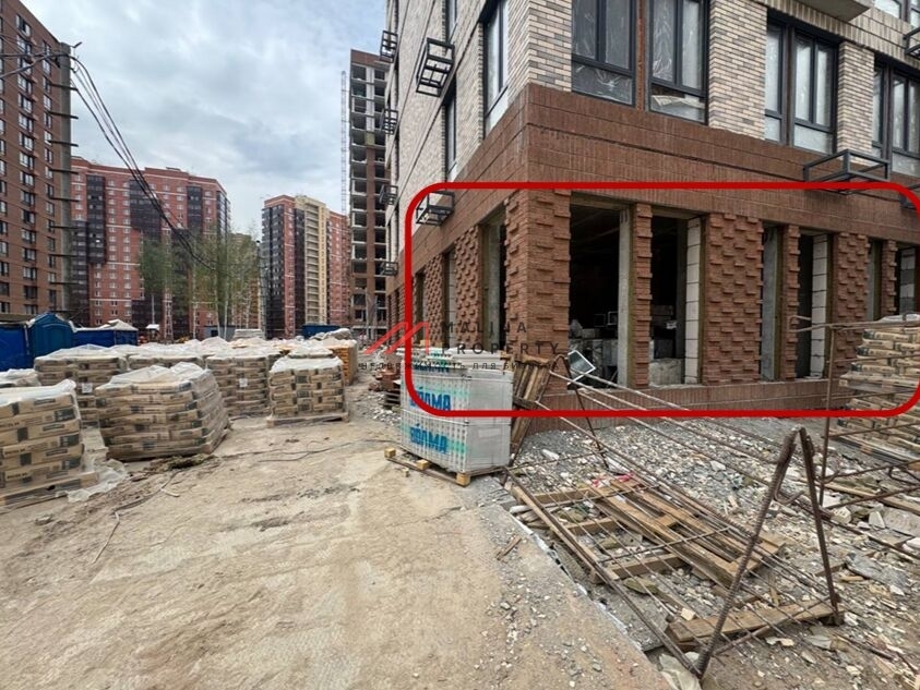 Аренда торгового помещения в ЖК "Квартал Авиаторов" 