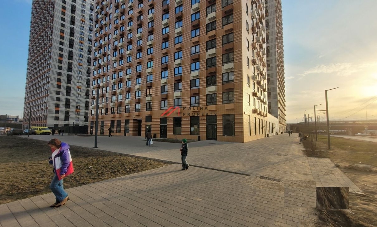 Аренда торгового помещения в ЖК "Амурский парк" 