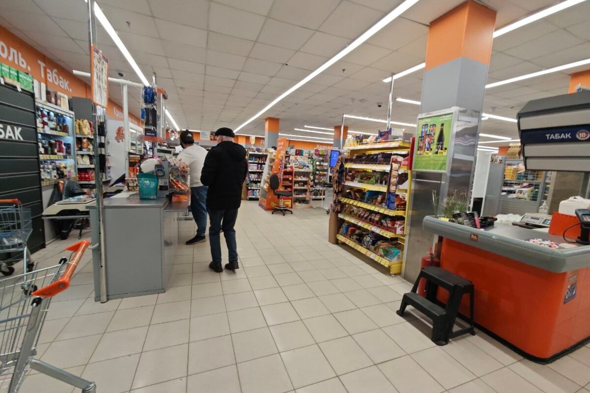 Продажа торгового помещения с арендатором Дикси 