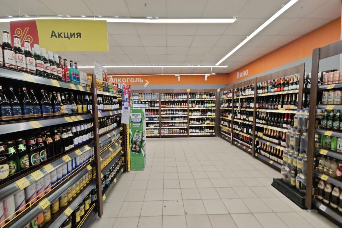 Продажа торгового помещения с арендатором Дикси 