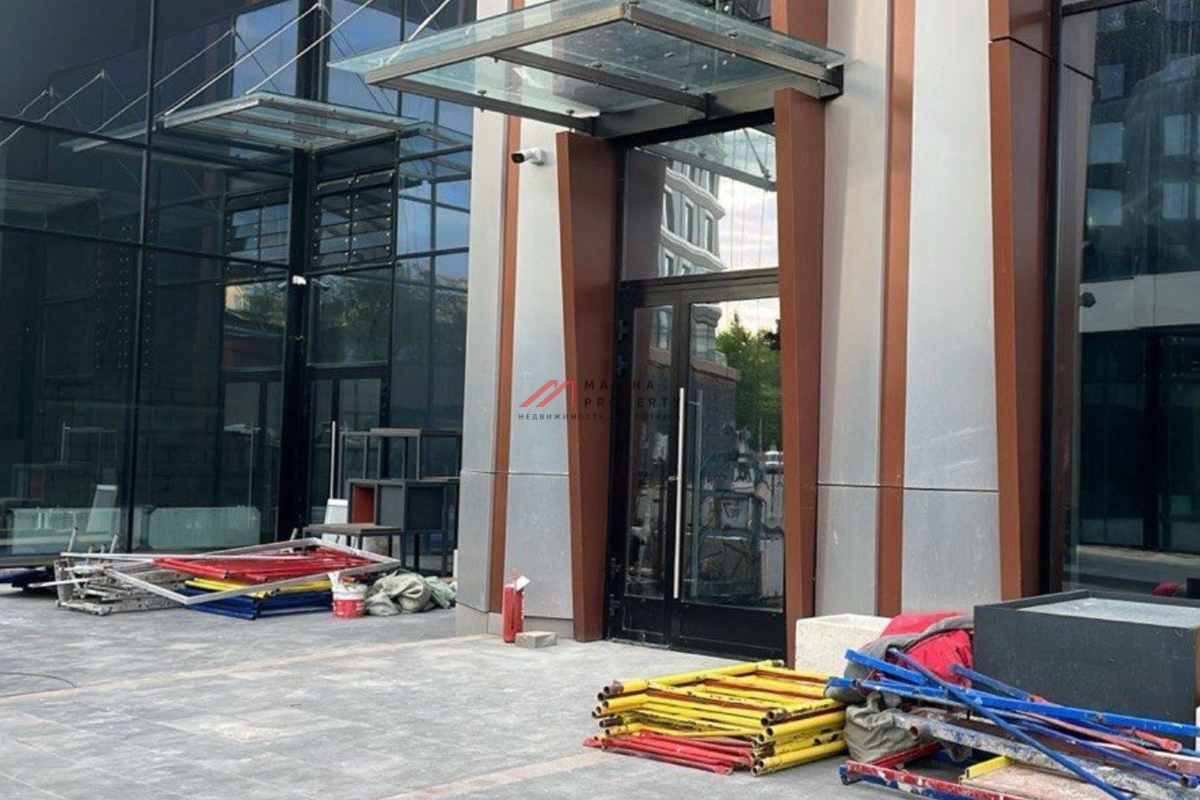 Аренда торгового помещения в жилом комплексе бизнес-класса "Режиссер"