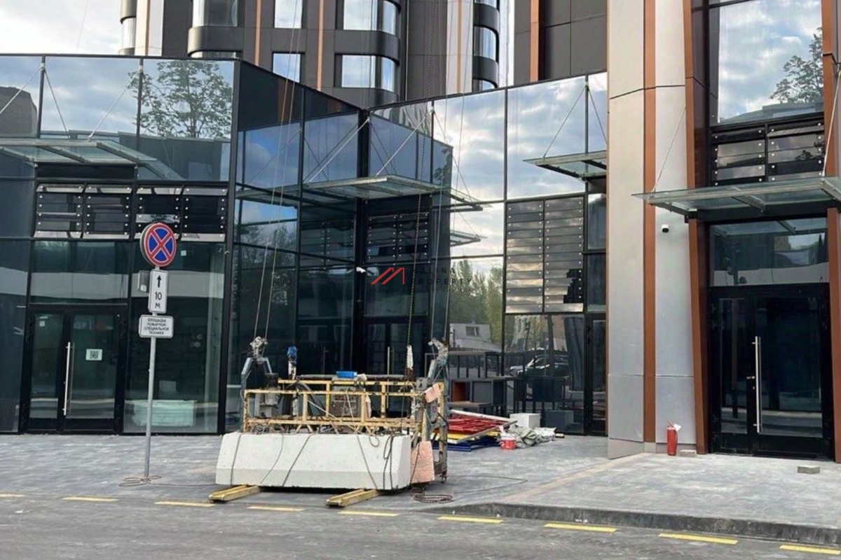 Аренда торгового помещения в жилом комплексе бизнес-класса "Режиссер"