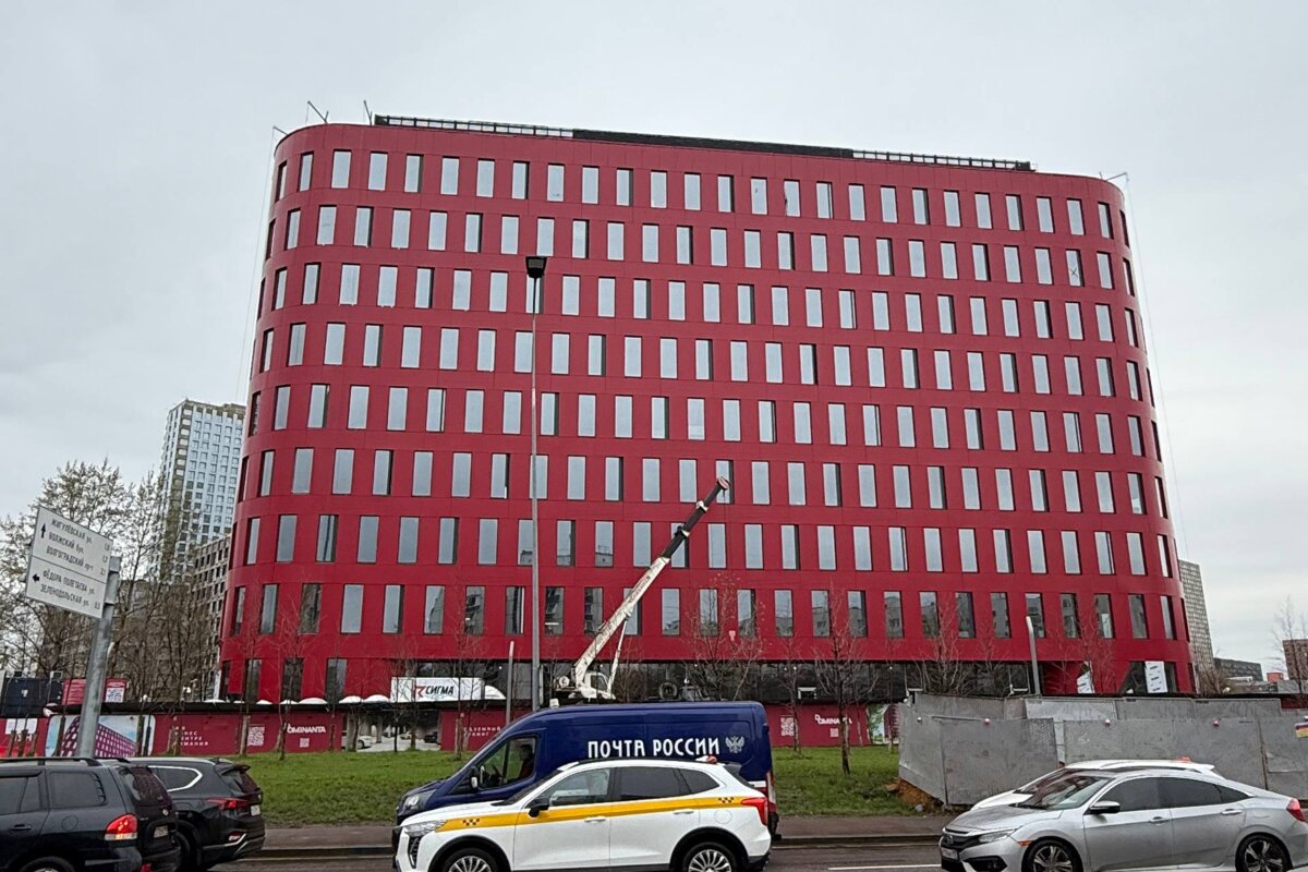 Продажа торгового помещения в БЦ Noon