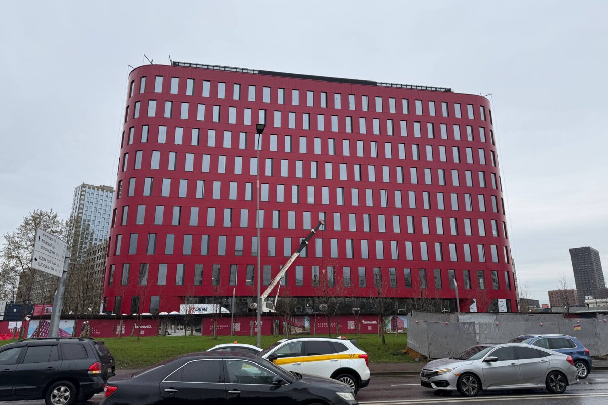 Продажа торгового помещения в БЦ Noon