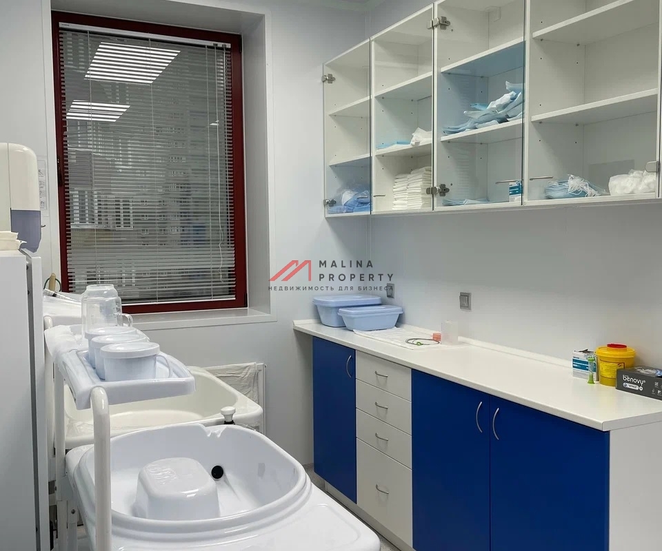 Продажа здания с арендатором поликлиника 