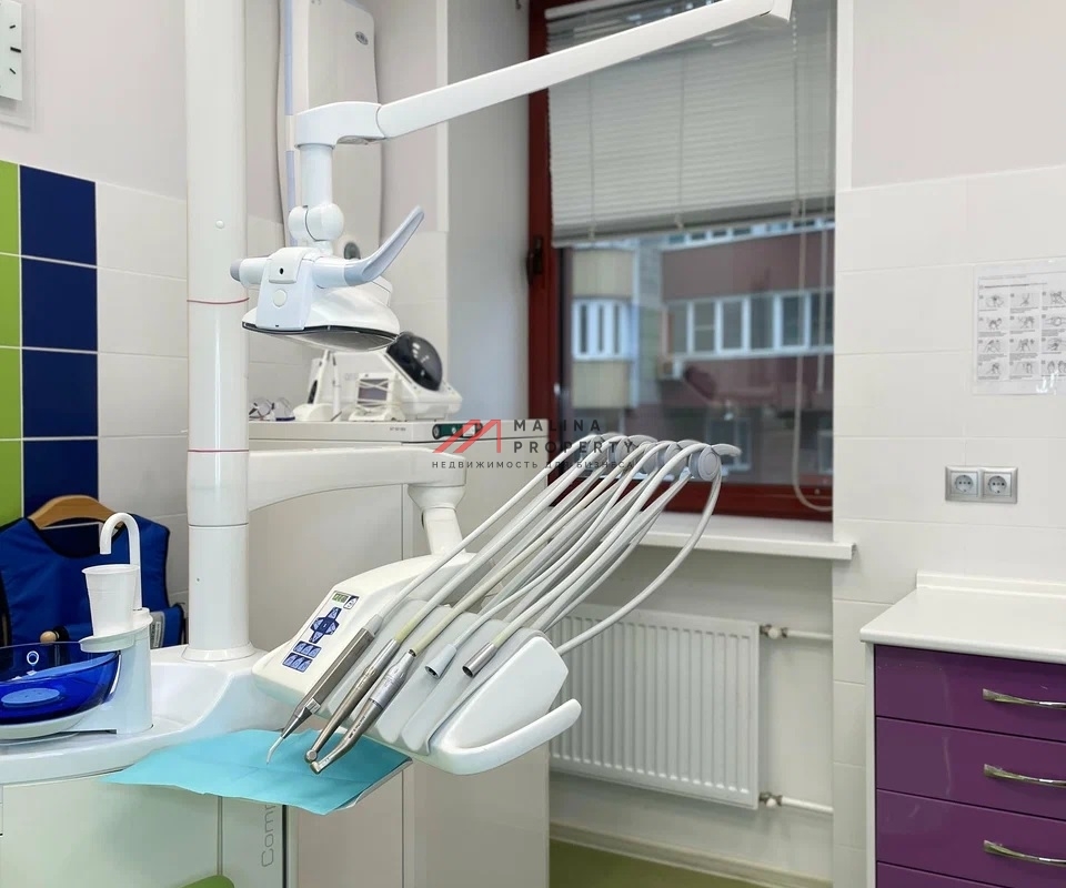 Продажа здания с арендатором поликлиника 