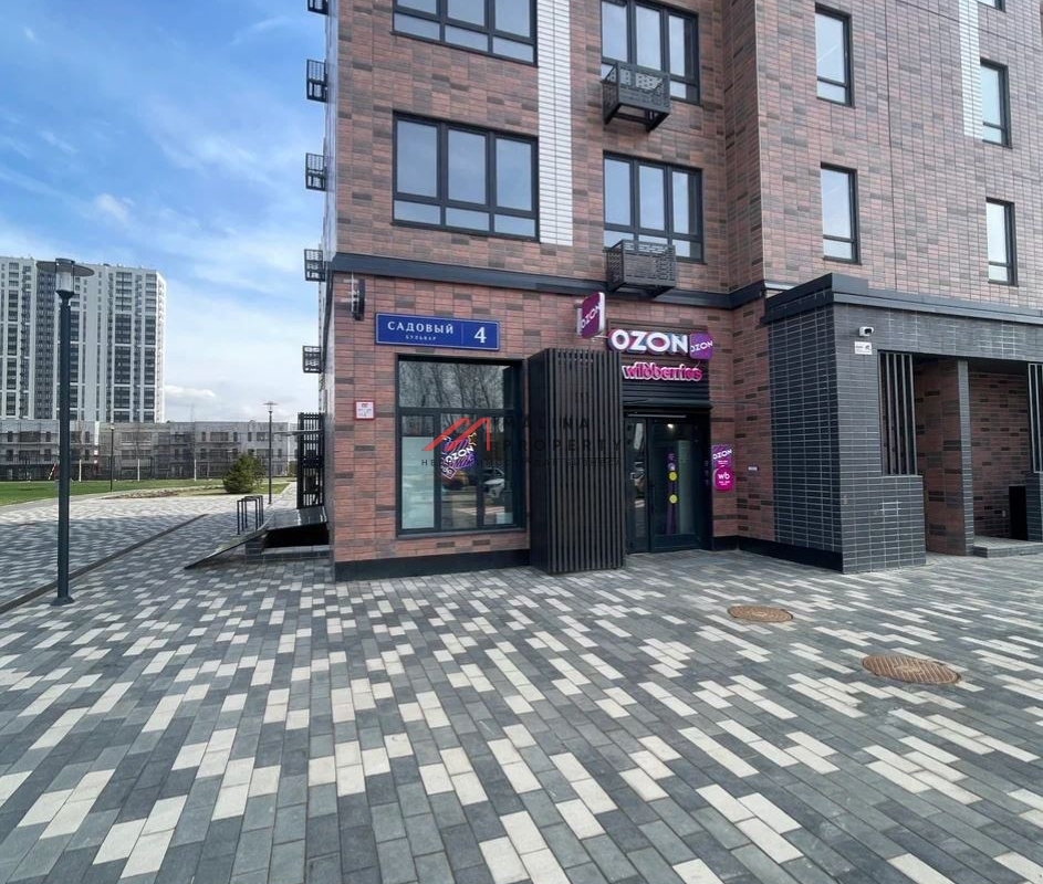 Продажа торгового помещения с арендатором  в ЖК "1-й Южный" 