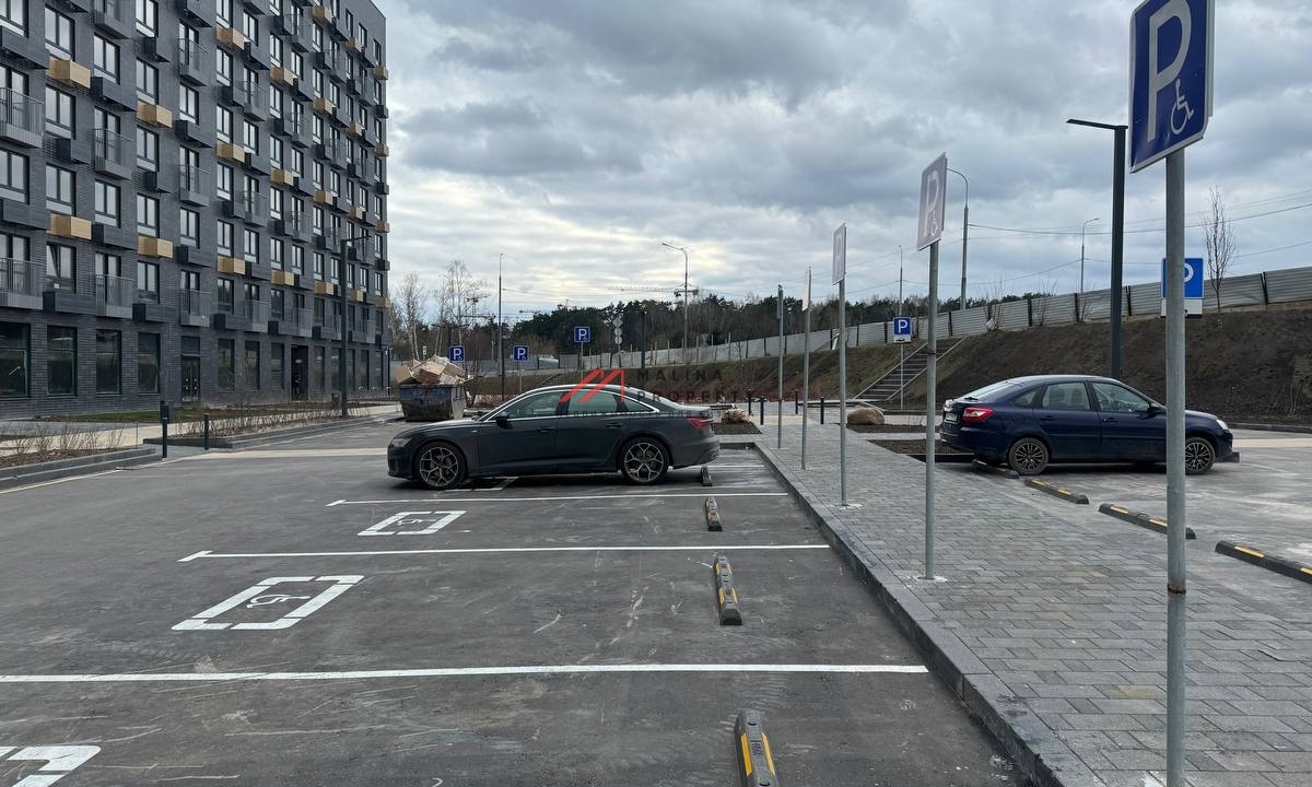 Продажа торгового помещения в ЖК Ильинские луга 