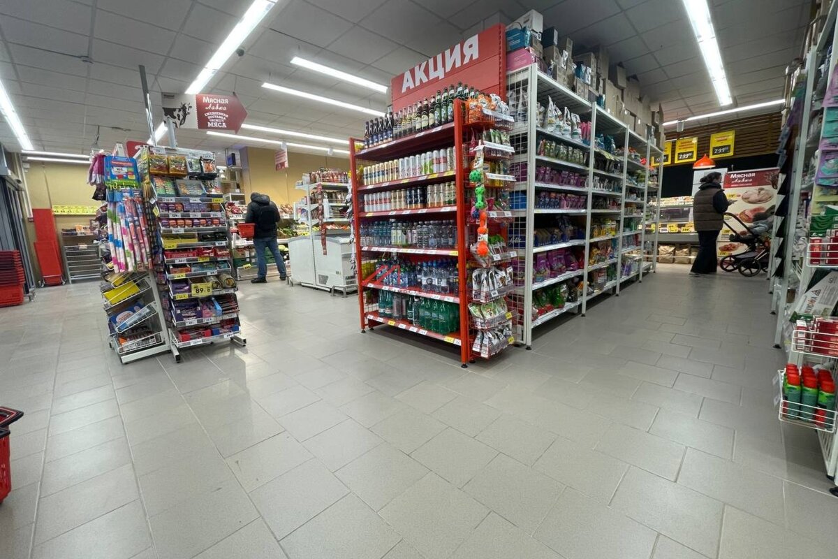 Продажа торгового помещения с супермаркетом Верный
