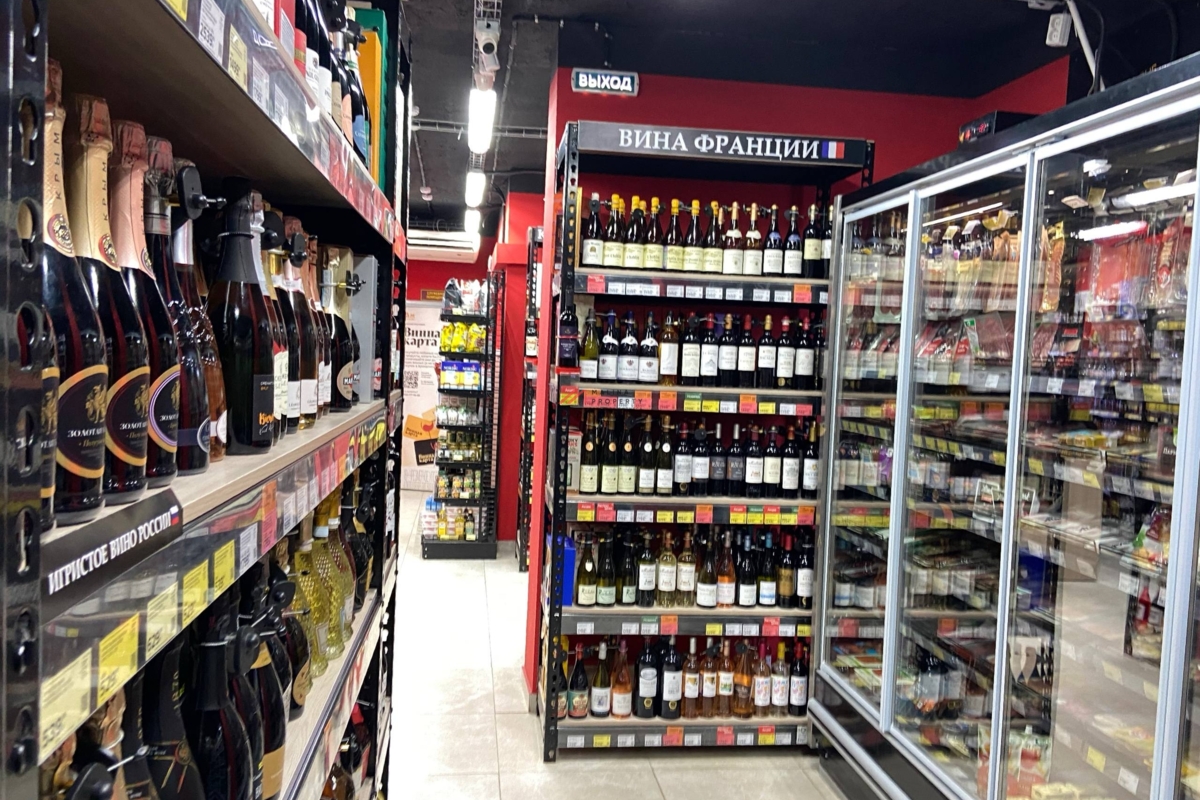 Продажа помещения с магазином Ароматный Мир в ЖК "Изумрудные Холмы"