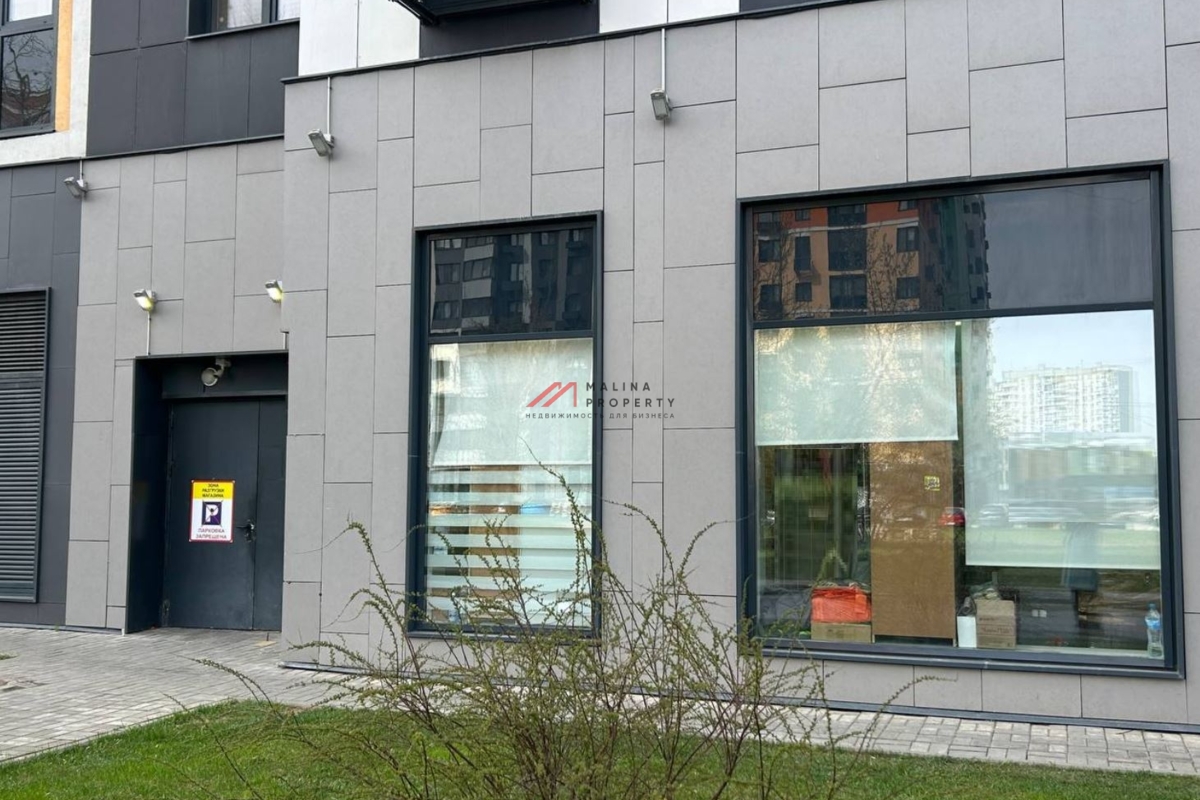 Аренда торгового помещения в ЖК "Лучи" 