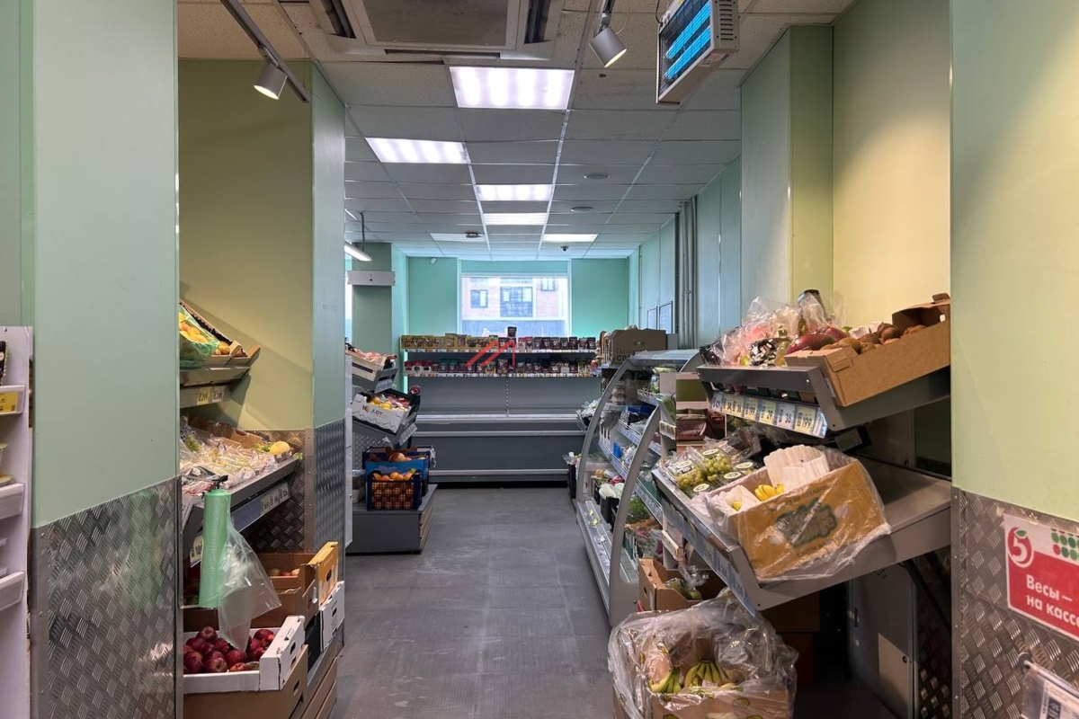 Аренда торгового помещения в ЖК "Лучи" 