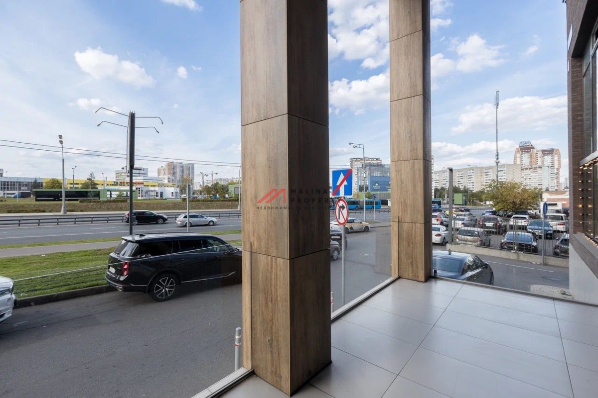 Продажа коммерческого помещение на выходе из метро