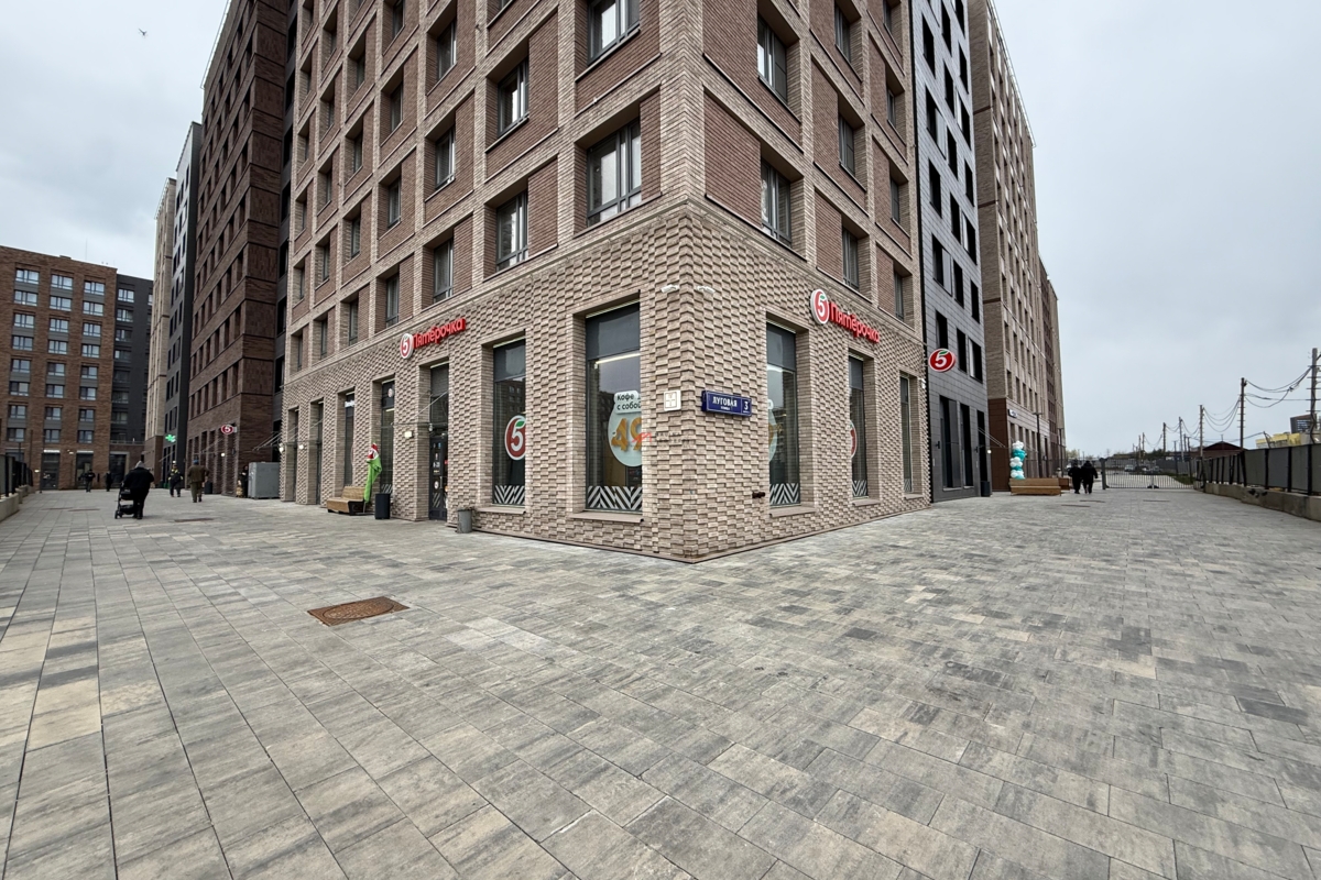 Продажа углового помещения с супермаркетом ЖК «Заречье Парк»