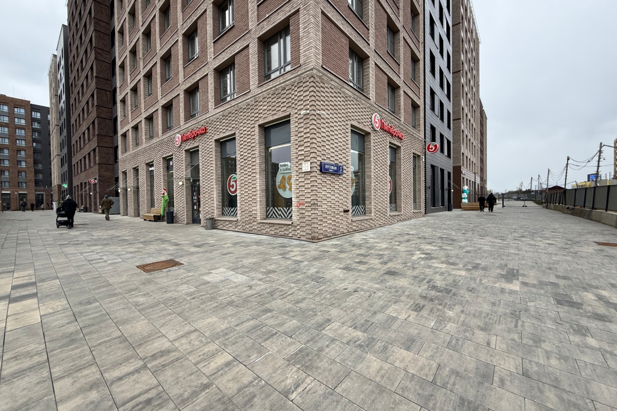 Продажа углового помещения с супермаркетом ЖК «Заречье Парк»