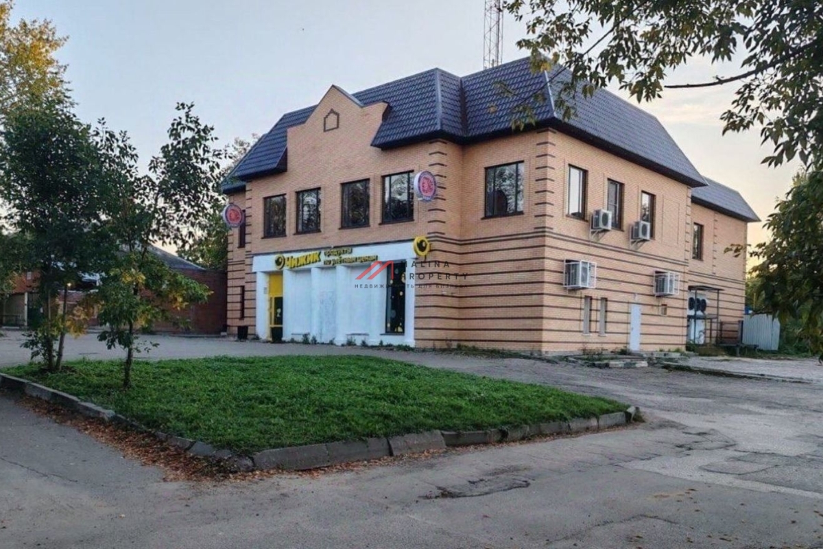 Продажа здания с арендаторами в г. Луховицы