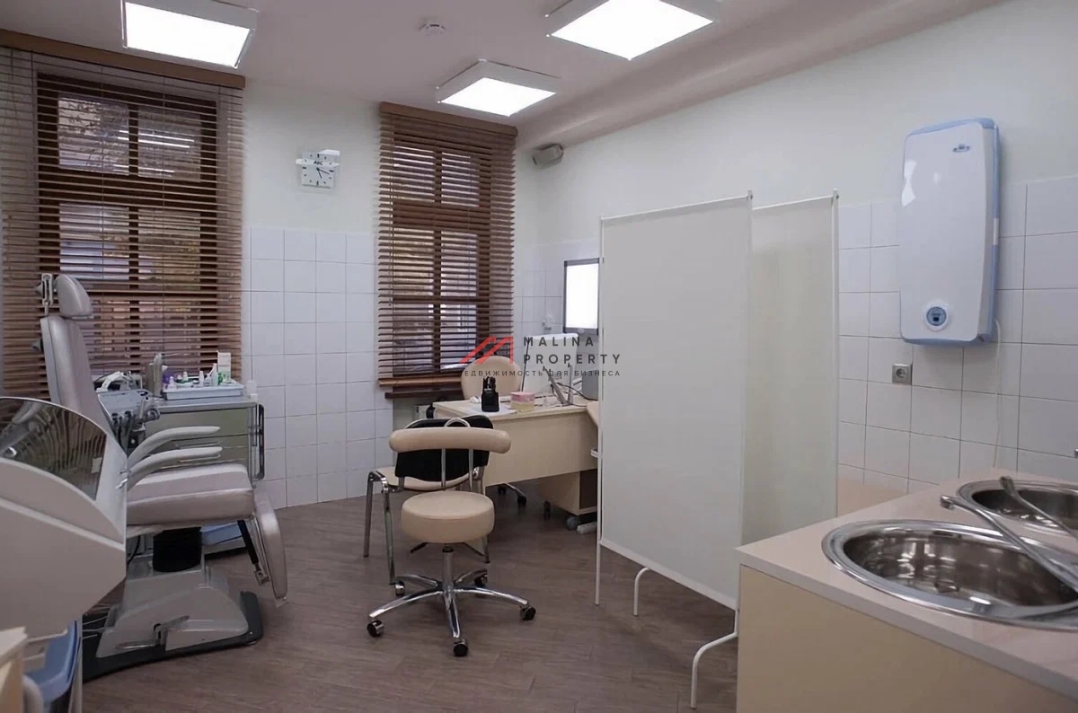 Продажа здания с арендатором клиника ABC в Хамовниках 