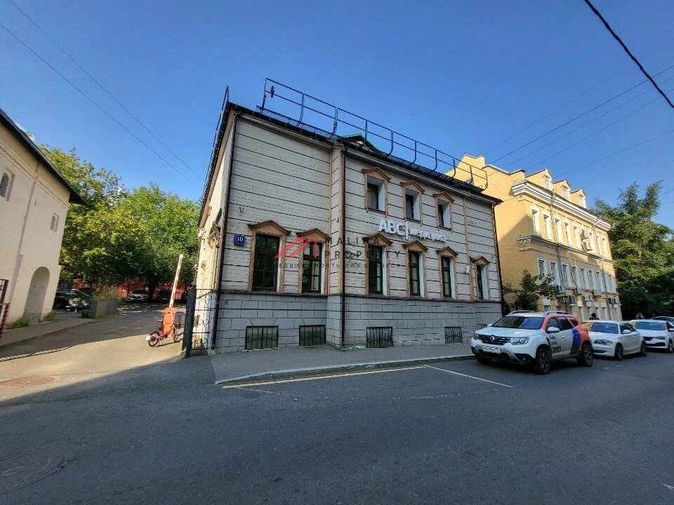 Продажа здания с арендатором клиника ABC в Хамовниках 