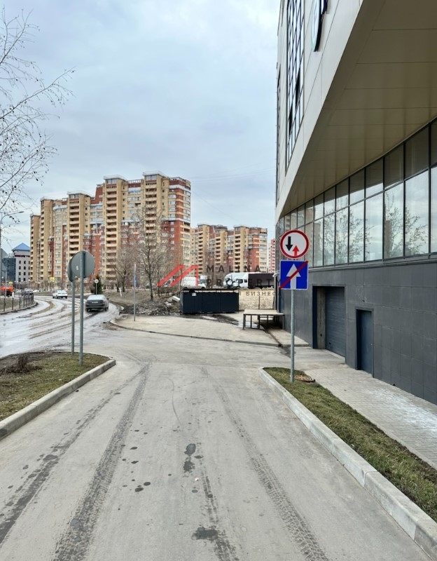 Аренда цокольного этажа в ТЦ "Лига" 