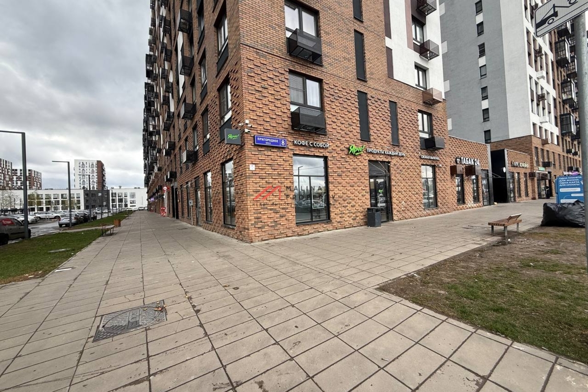 Продажа помещения с супермаркетом Ярче