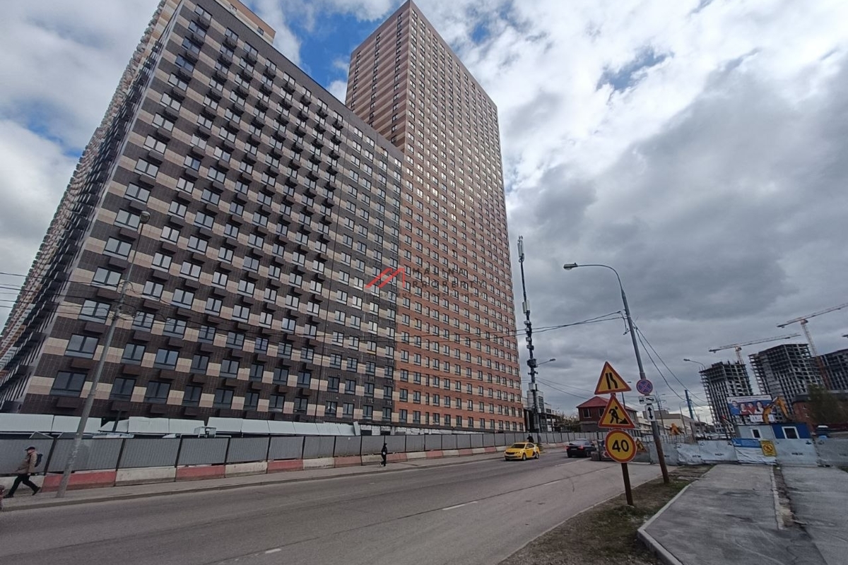 Продажа помещения с арендатором аптека "Здравсити"