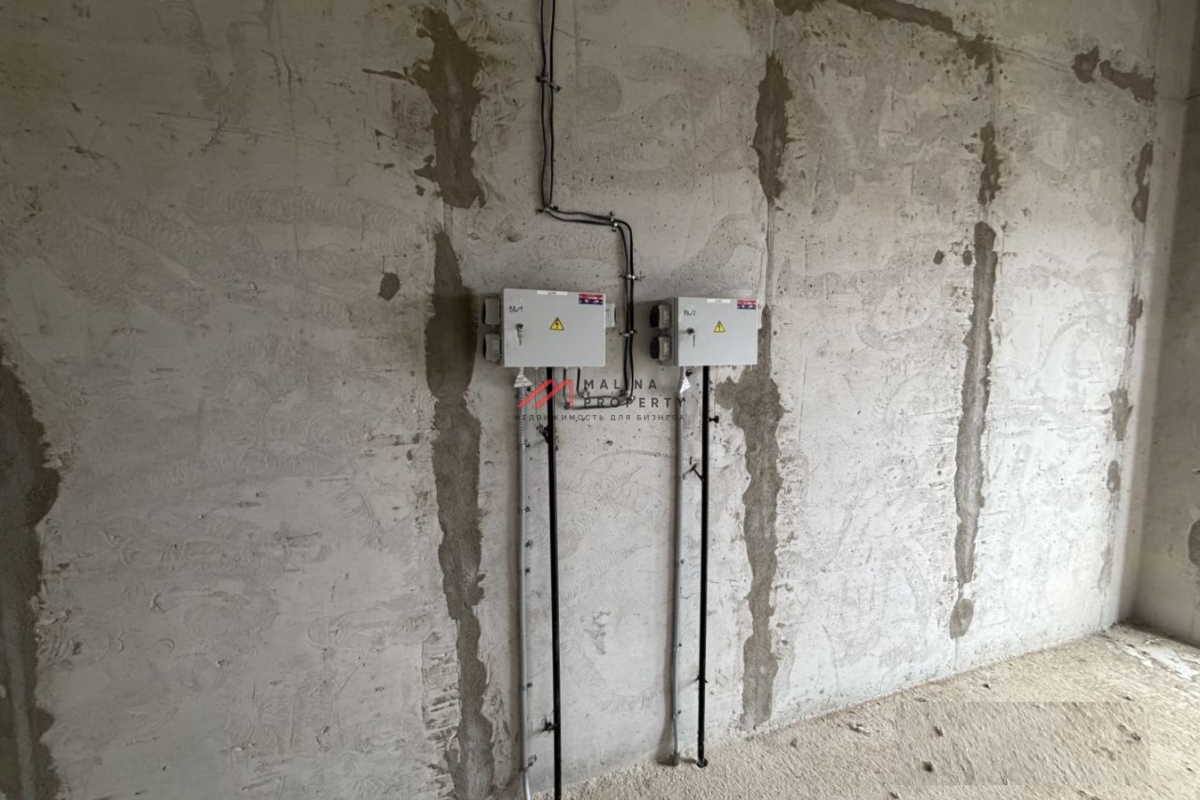 Продажа торгового помещения в ЖК "Зелёный парк" 