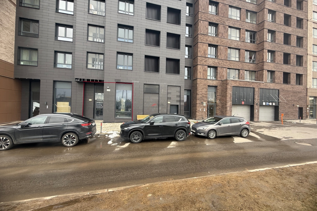 Продажа помещения в жилом комплексе Заречье парк