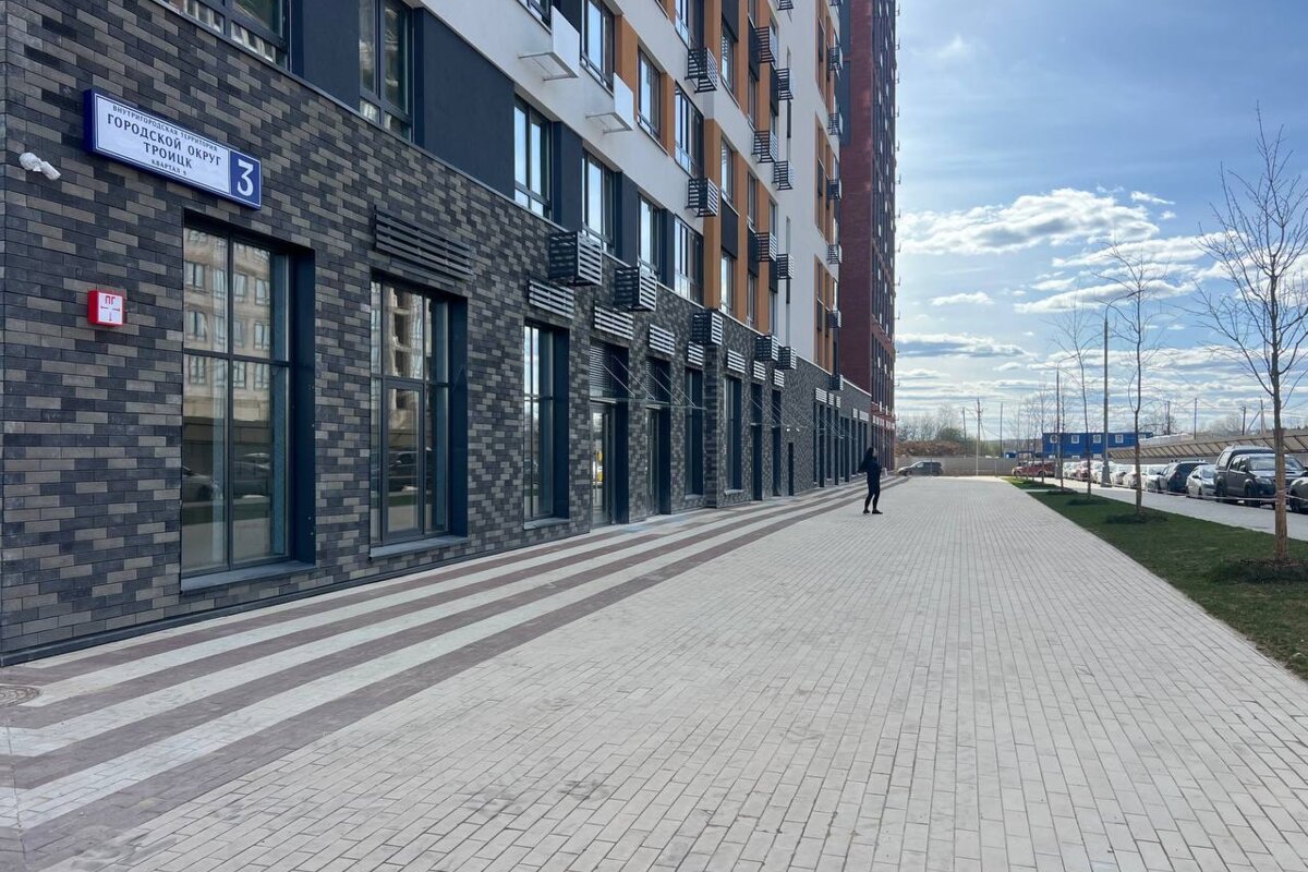 Аренда торгового помещения в ЖК "Деснаречье" 