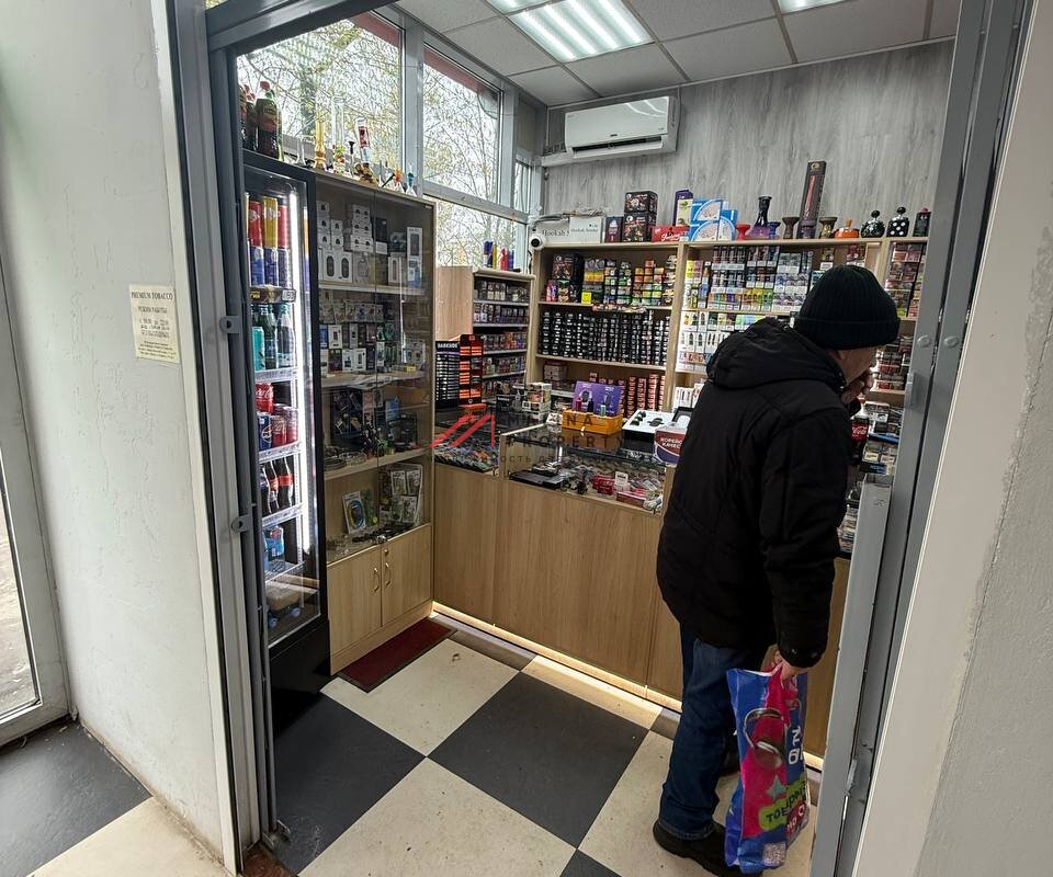 Продажа торгового помещения с арендаторами
