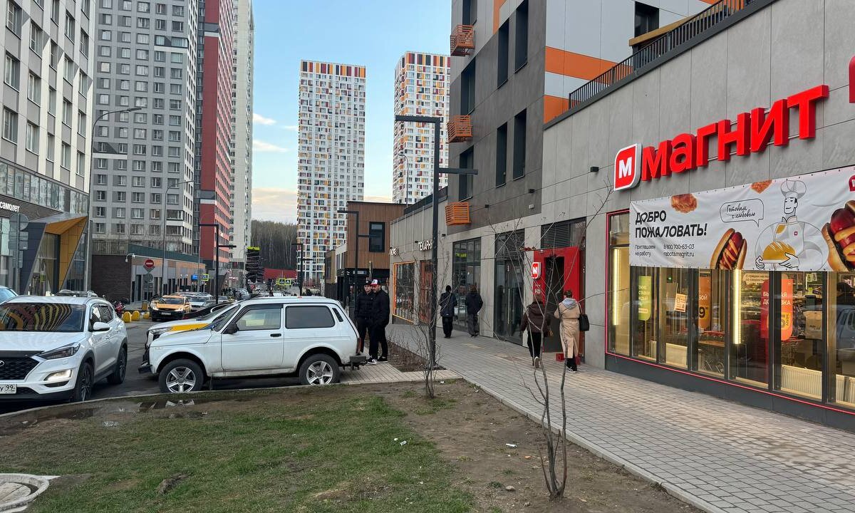 Продажа помещения с арендатором "Магнит" в ЖК Спутник