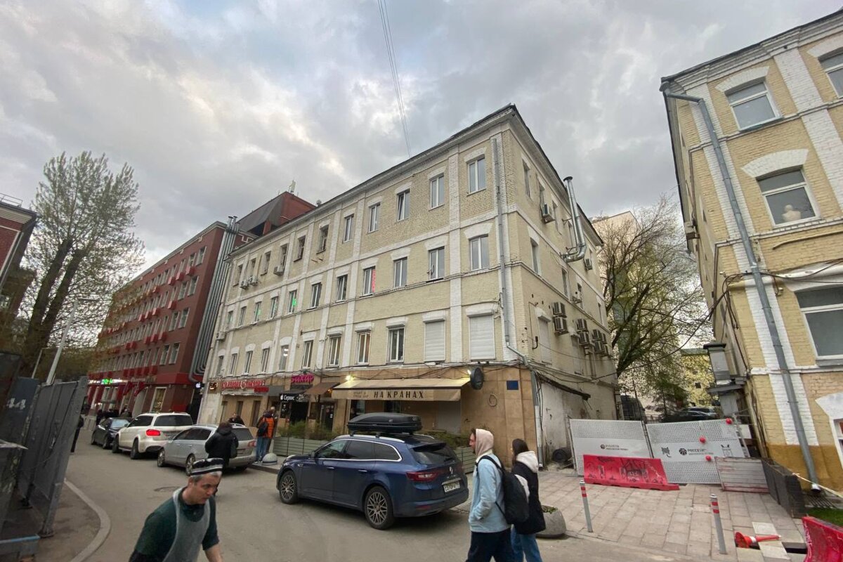 Продажа здания с арендаторами на Цветном бульваре