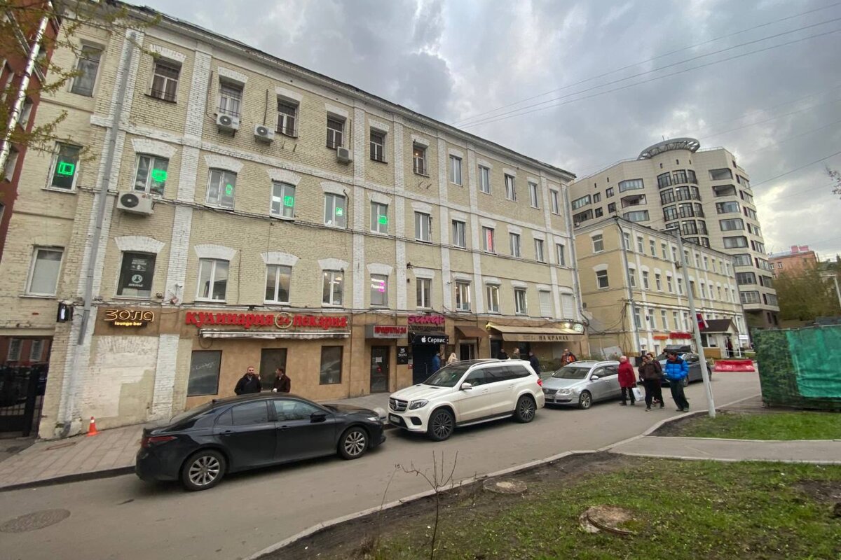 Продажа здания с арендаторами на Цветном бульваре
