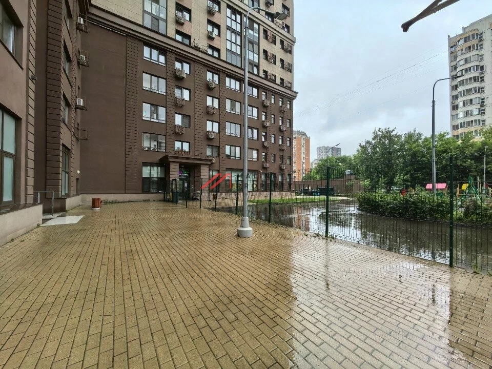 Продажа торгового помещения в ЖК "Дуэт" 