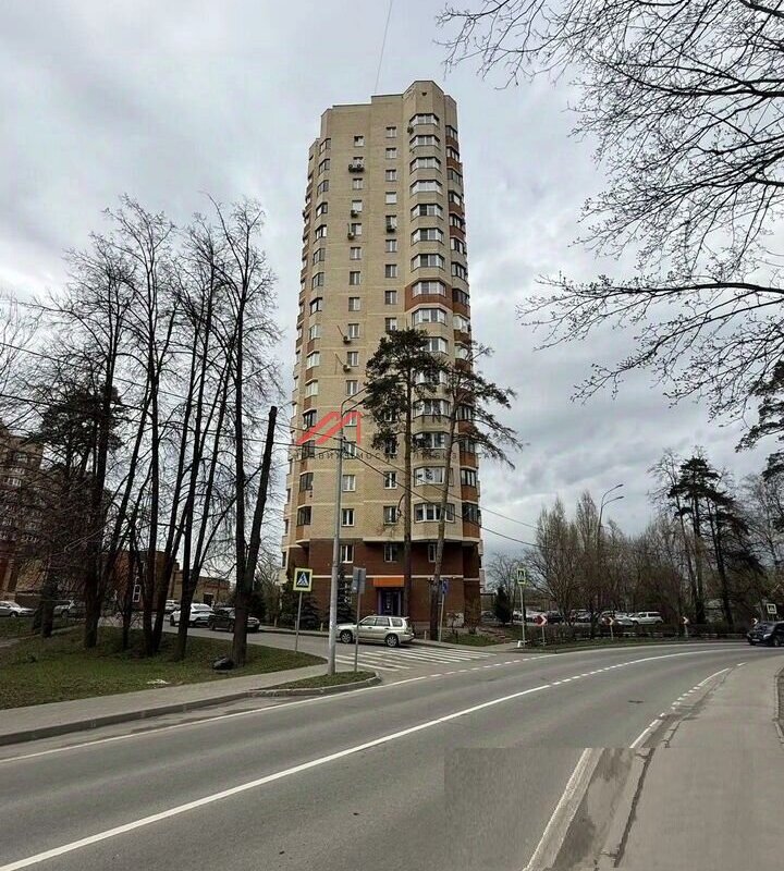 Продажа помещения с арендатором Дикси 